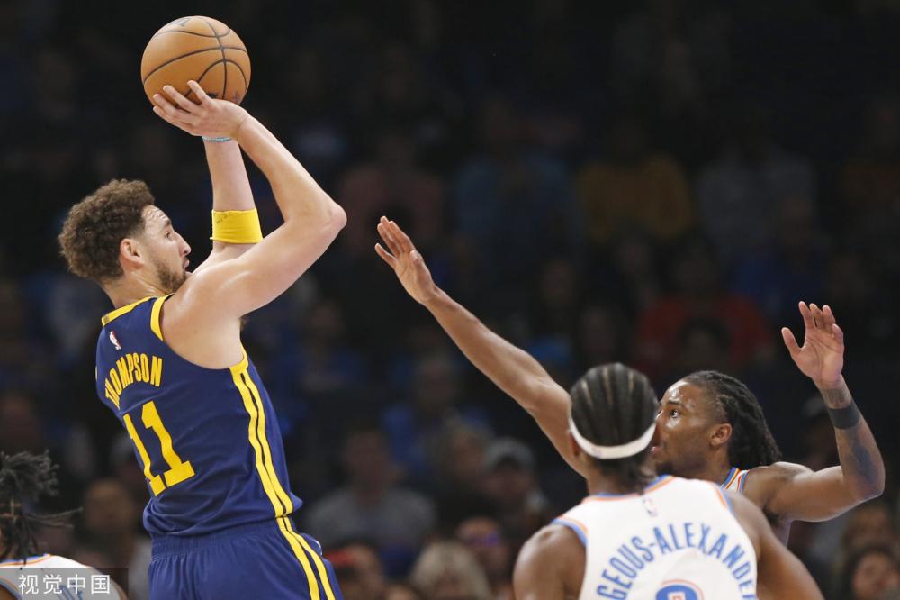 [NBA]东契奇妙传篮下 范德比尔特上篮得手.